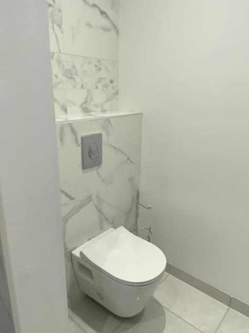 Maison Avec Jacuzzi - Louvres Proche Roissy Cdg - Paris Eksteriør bilde